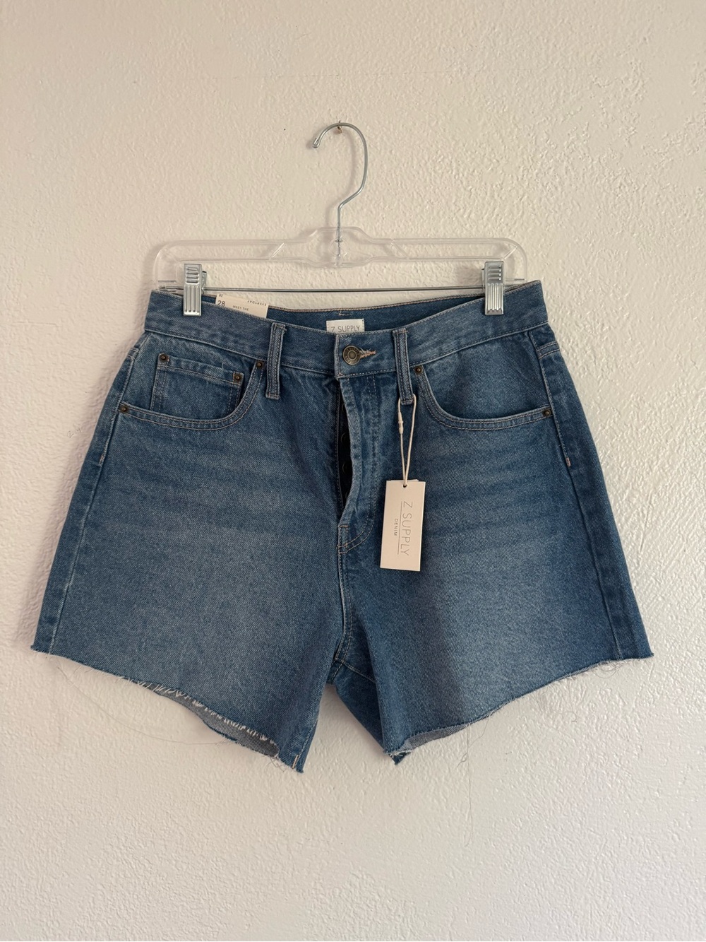 Z Supply Denim Shorts Size 28 Everyday Mid Length Relaxed Fit Midrise Raw Hem - Picture 1 of 7